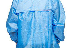 快速消除衣物静电，告别粘身烦恼